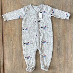 Baby Gap Santa’s sleigh footed sleeper